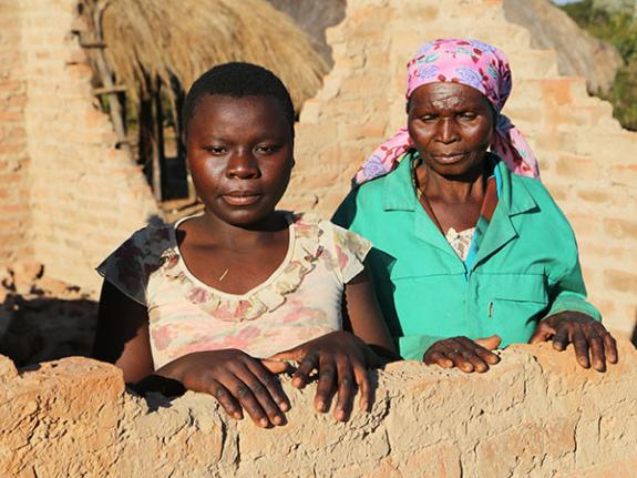 Chenge and her grandmother lost their home in the cyclone