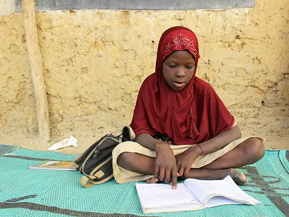 In the Diffa region of Niger, attacks by Boko Haram left tens of thousands of children out of school during the height of the violence.